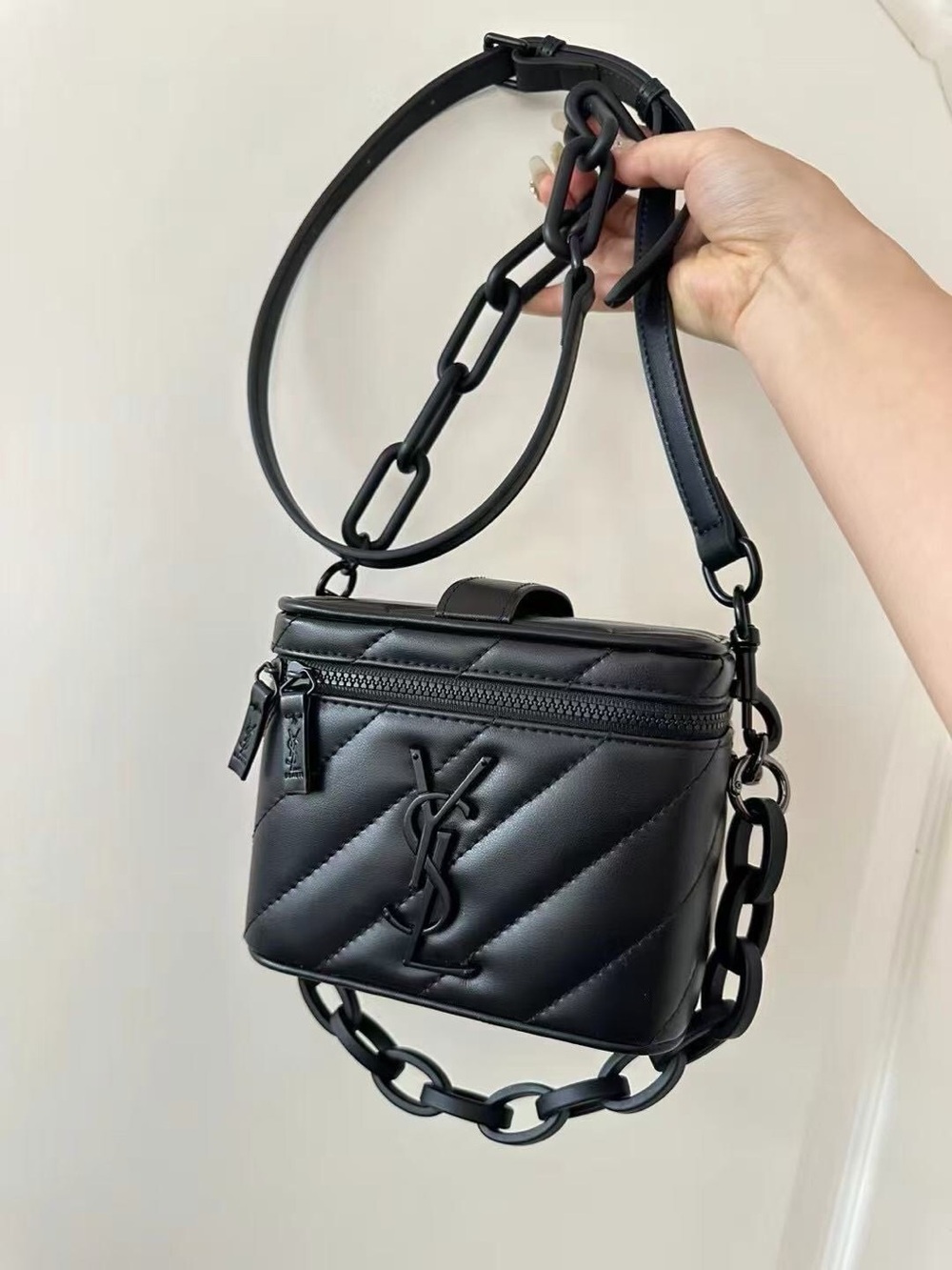 NEW YSL Yves Saint Laurent Vanity Case Bag Black